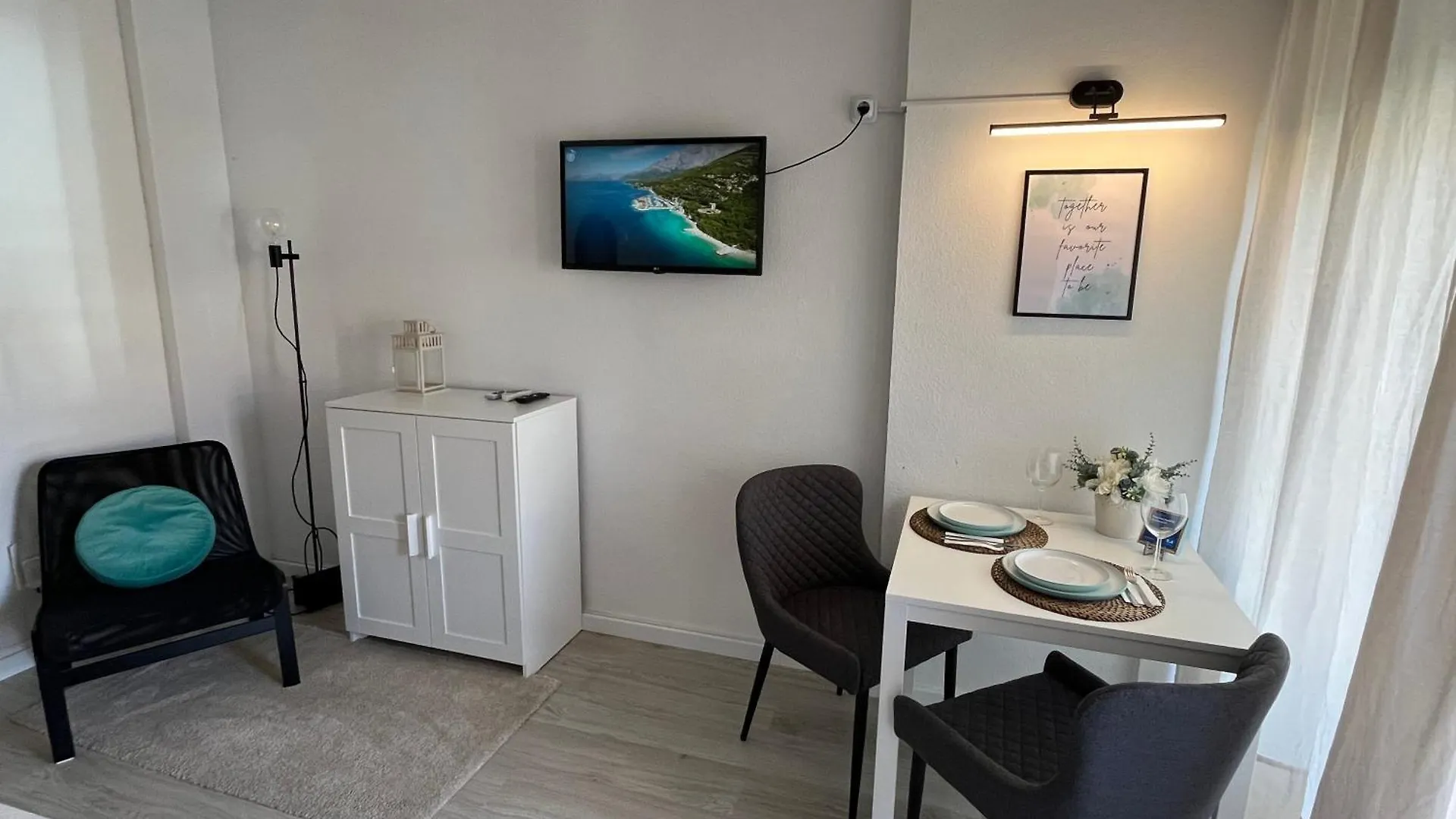 Apartment Coastal Feeling, Sea Views & Pools Apt Hercules Benalmadena Spain